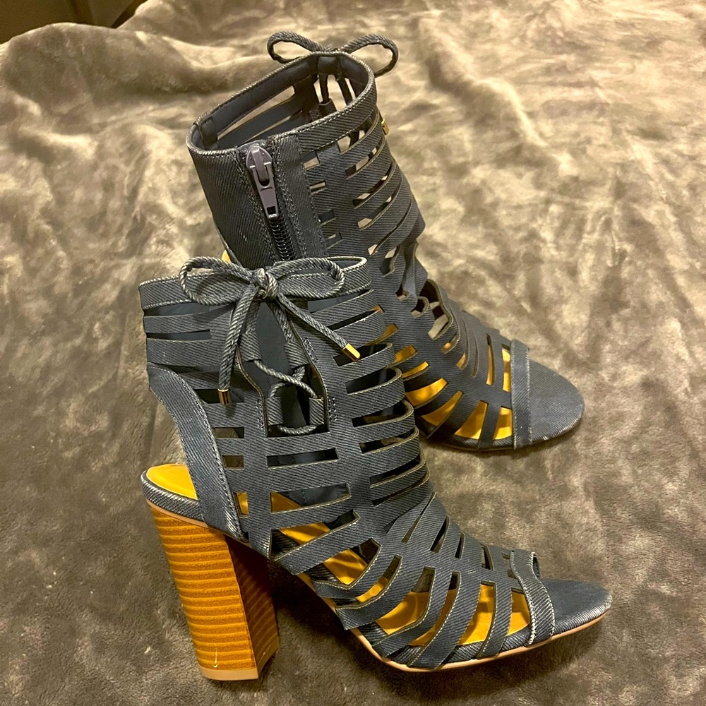Blue Heels
